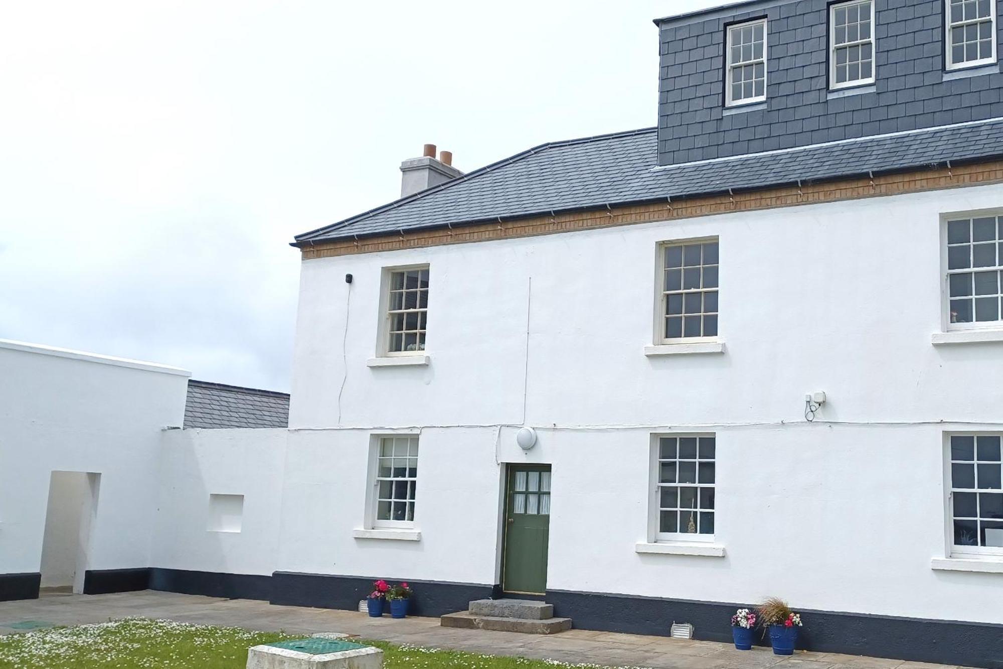Loop Head Lighthouse Attendant'S Cottage Kilbaha Kültér fotó