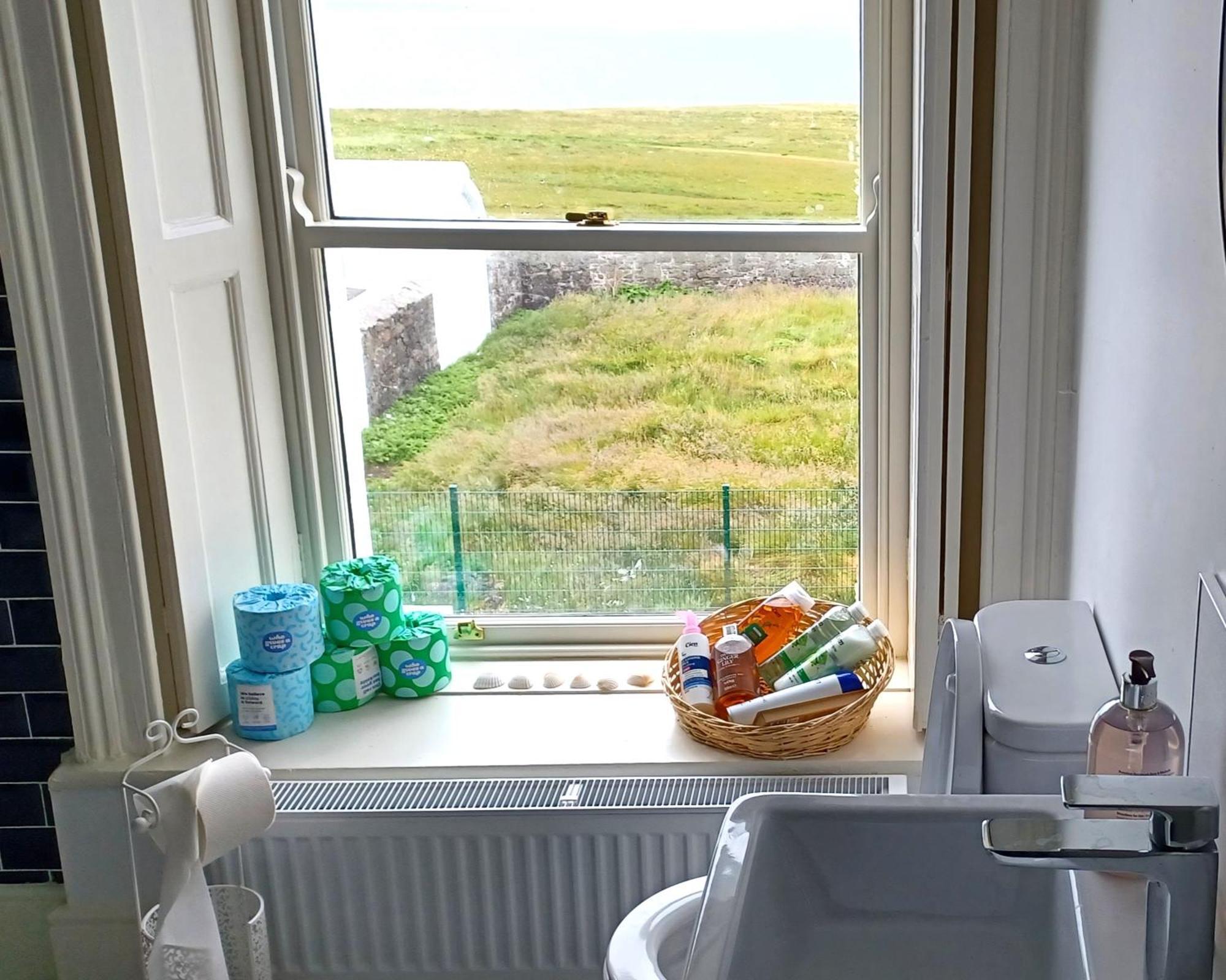 Loop Head Lighthouse Attendant'S Cottage Kilbaha Kültér fotó