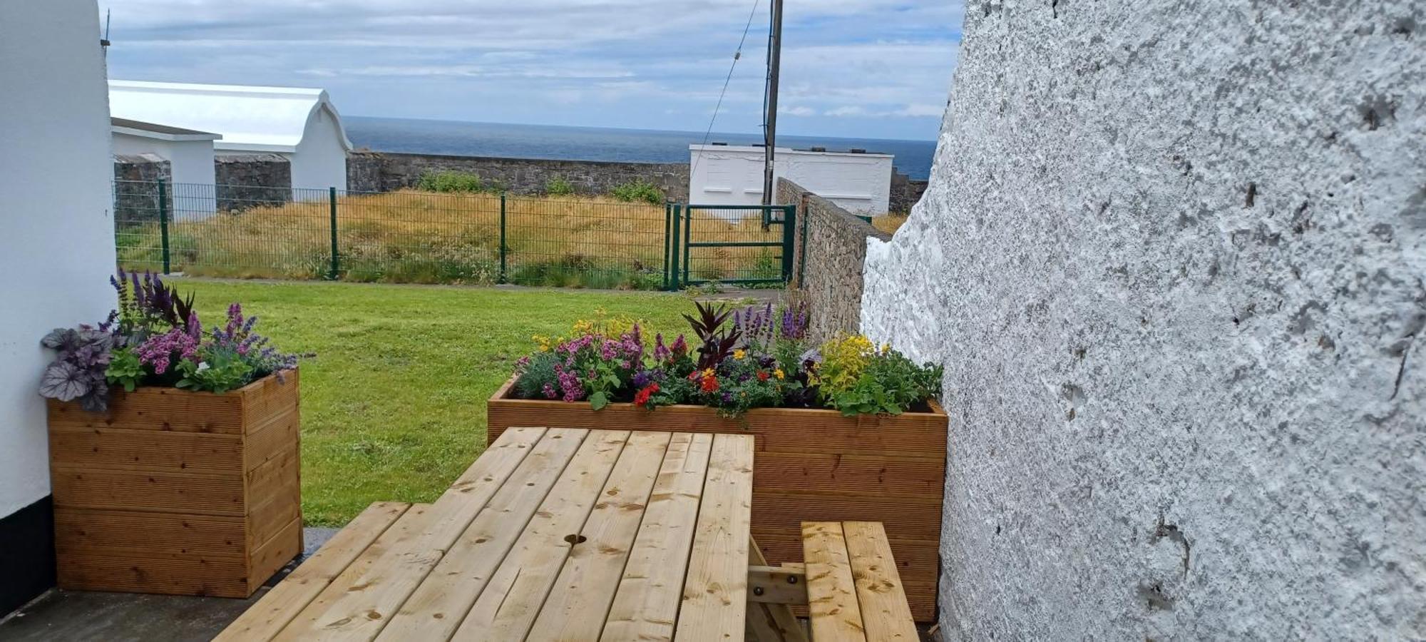 Loop Head Lighthouse Attendant'S Cottage Kilbaha Kültér fotó